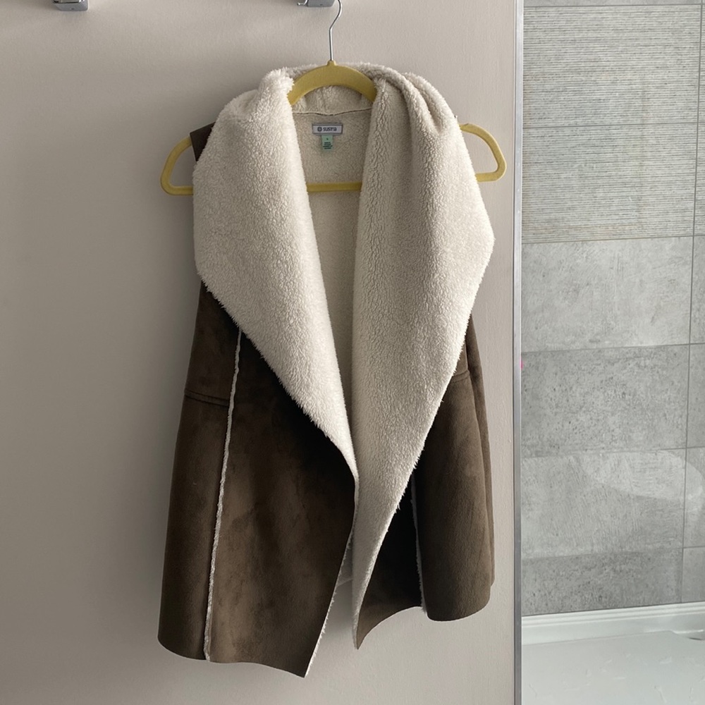 Super soft & fashionable vest